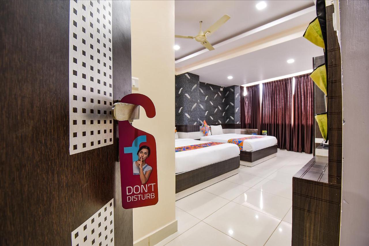 Fabhotel Rotano Suites - Yelahanka Bangalore Exterior foto